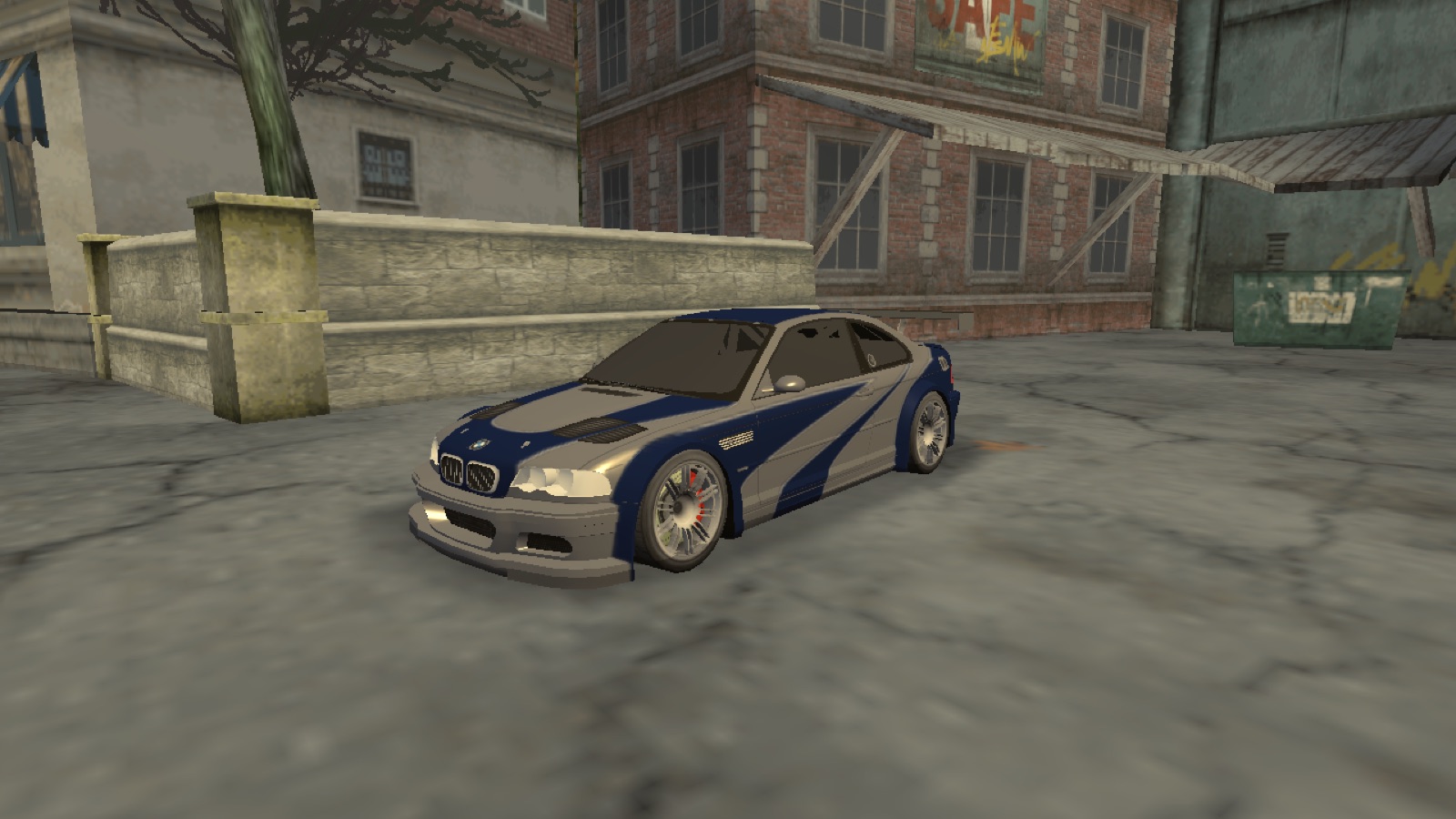 BMW M3 GTR con su pintura clásica gris y azul